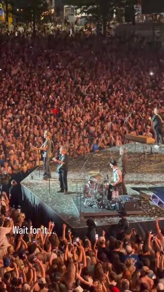 @thelumineers
July 12 // @rbc Stage
๐ฝ @kamaramorozukphoto
