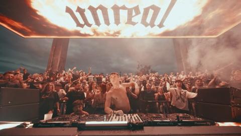 UNREAL WORLD CLUB DOME
A worthy debut with a brutalist touch! The area was on fi