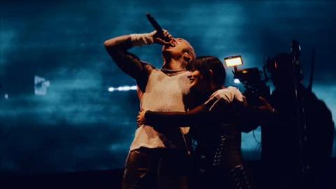 @bringmethehorizon x @maphramusic live debut of โDoomedโ together at Sonic Temp
