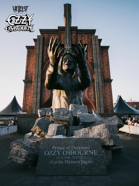 Thank you for everything, Prince of Darkness.
Ozzy now welcomes you at the entr