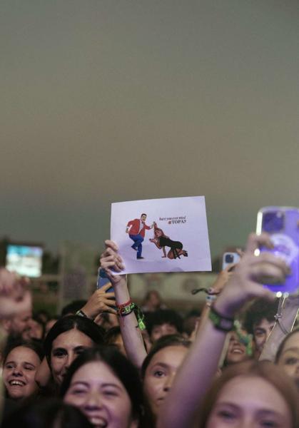 DALE @Sabrina Carpenter cumplinos el sueรฑo ๐
#sabrinacarpenter #topa #lollapal