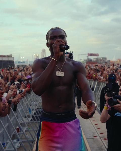 toi tu viens pas aux Ardentes, donc tu nehess mal @LaMano🚫🦵🏾 #lesardentes #fe