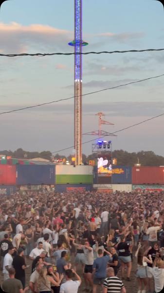 TUDUDUDU 🧠

#tgeethierspoken #zwartecross2026 #zwartecross