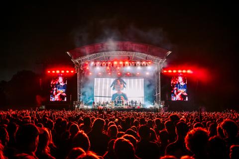 Gorillaz! Ending Best Kept Secret this way certainly feels good. 💚

Best Kept S