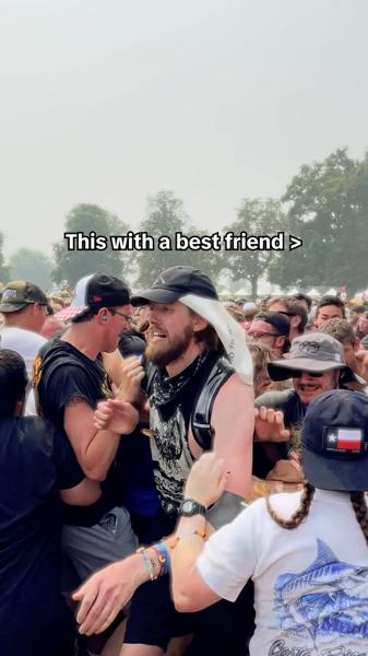 Tag your wall of death buddy 🤘😎
.
#metal #metalmusic #heavymusic #inkcarcerati