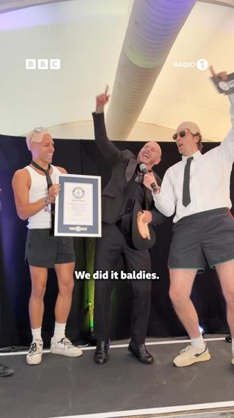 we’re officially world record holders… dale!!! 🌎