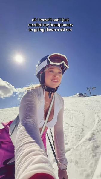 The best feeling >> @snowbombingofficial