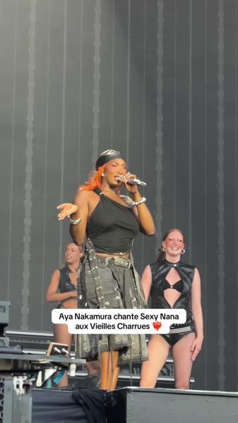 👑 #vieillescharrues #festival #concert #ayanakamura 