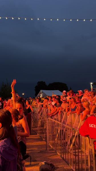 we heard 2026 is the new 2016 ๐
#mannequinchallenge #summerfest #Milwaukee #fe