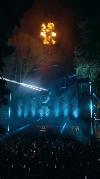 A euphoric closing set from the one and only @Chris Stussy ๐ซถ