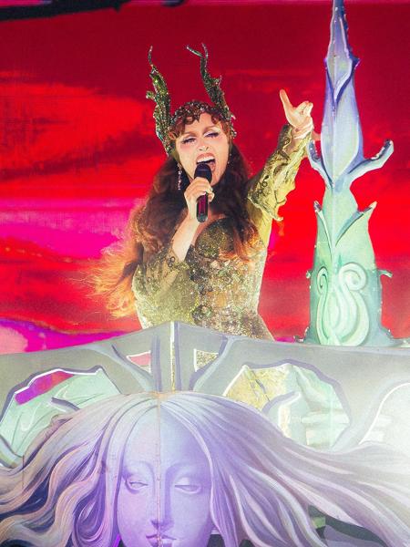 A midwest princess รฉ O MOMENTO! ๐ฆ โจ Superar a @ChappellRoan no #LollaBR? Good L