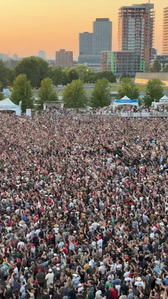 @ottawabluesfest came to get down with @cypresshill ๐ฅ๐ธ
#cypresshill #ottawabl
